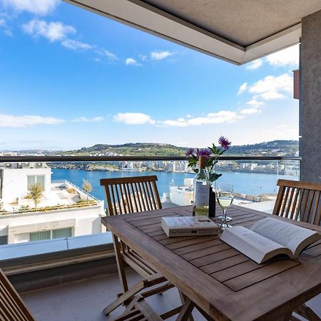 A Stunning Apartment With Spectacular Sea Views St. Paul's Bay Dış mekan fotoğraf