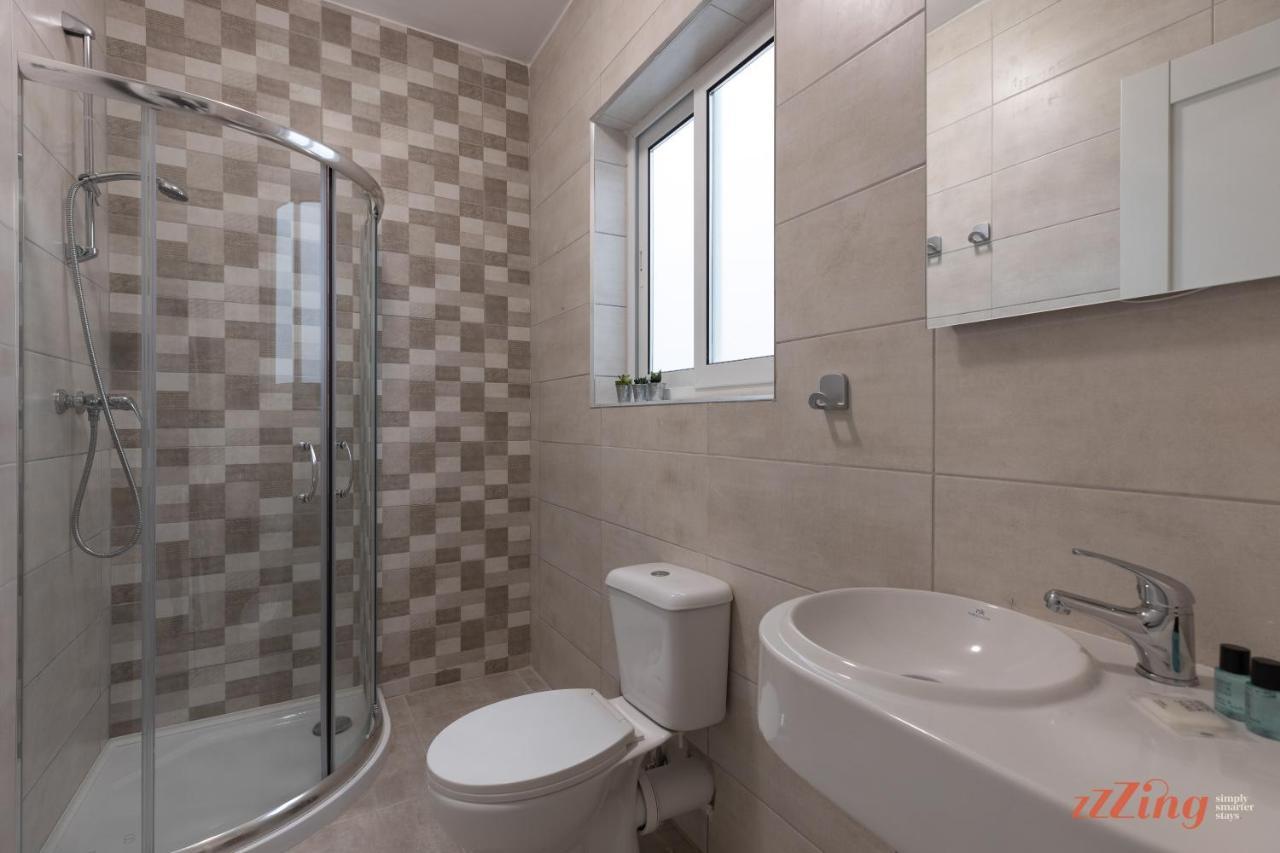 A Stunning Apartment With Spectacular Sea Views St. Paul's Bay Dış mekan fotoğraf