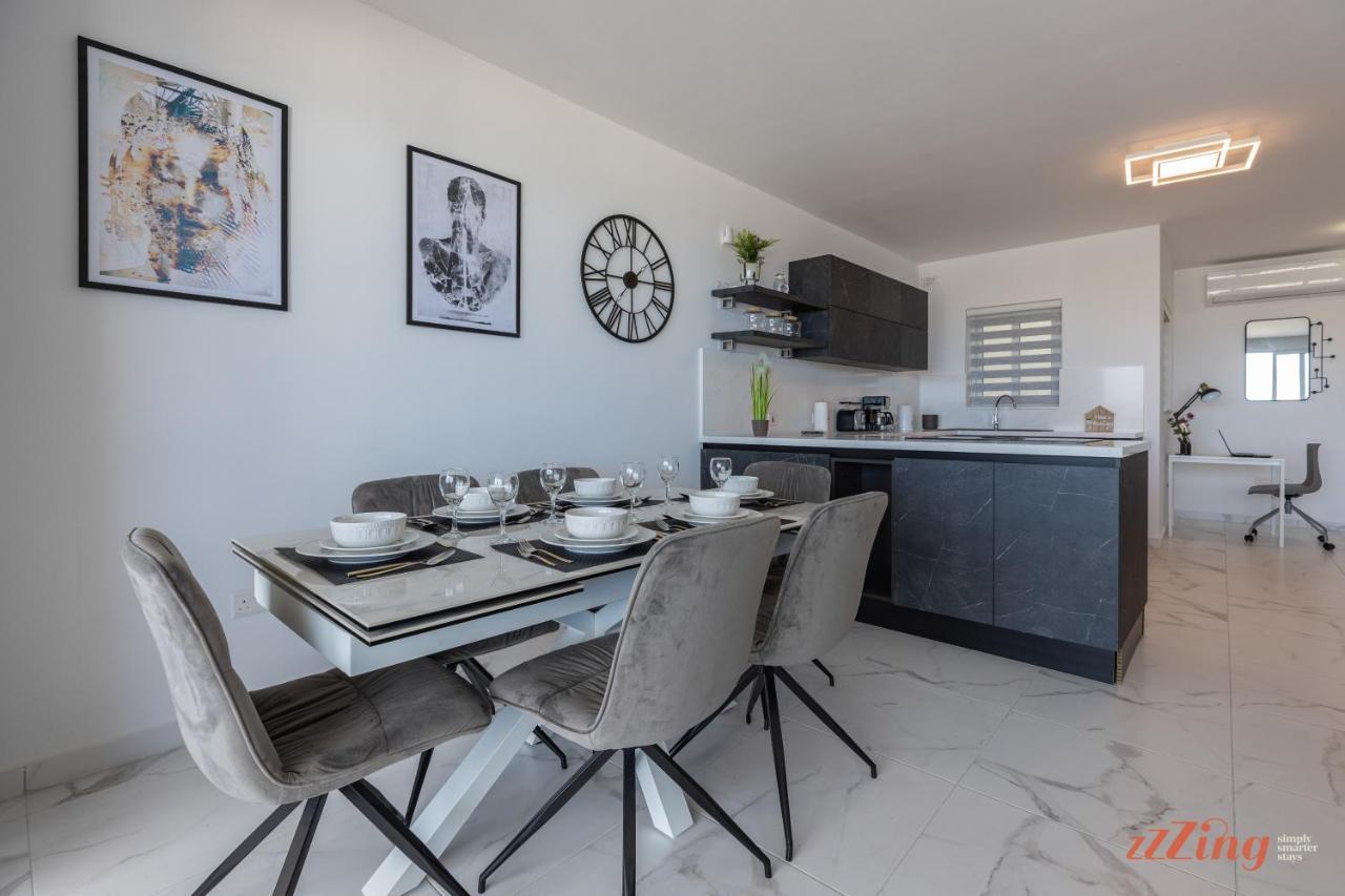 A Stunning Apartment With Spectacular Sea Views St. Paul's Bay Dış mekan fotoğraf